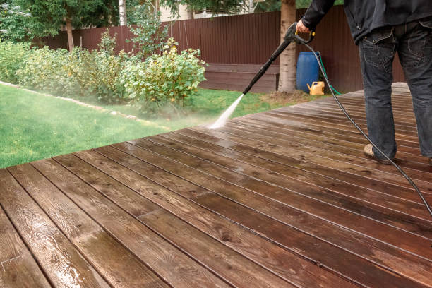 Best Animal Enclosure Cleaning  in Town Line, NY